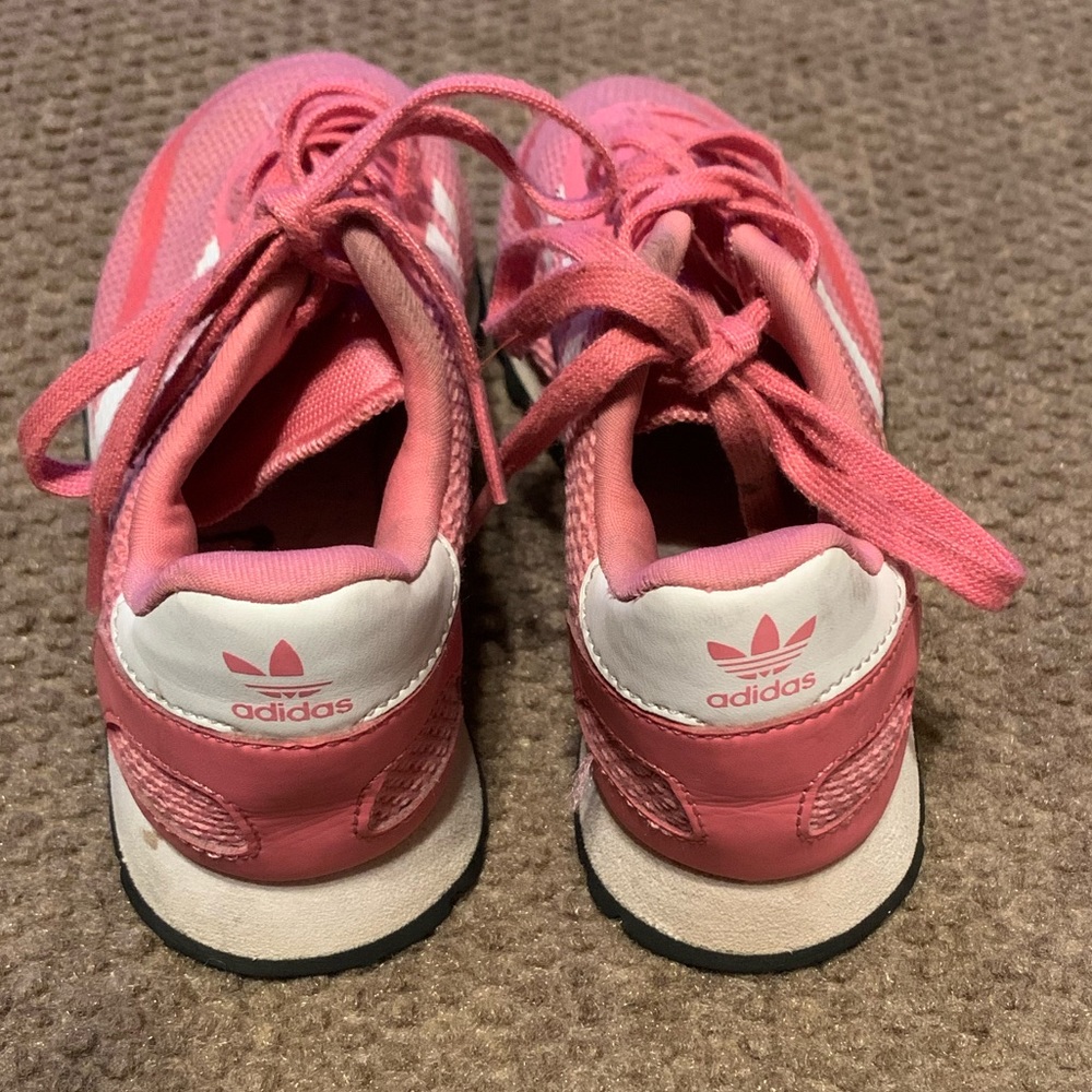 Girl Adidas Sneakers S11